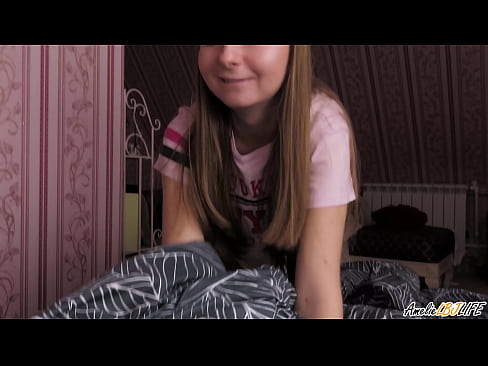 ❤️ Blondie suger BFF's dypt og får sperm i munnen ❌ Sexvideo hos oss ☑
